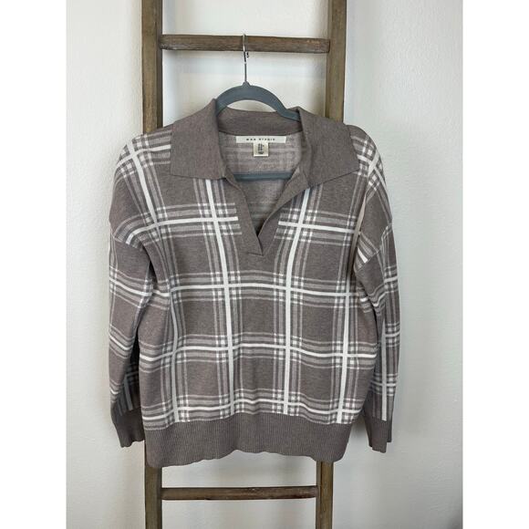Max Studio Women’s Plaid Tan White Polo Collared Split Hem Lightweight Sweater M - Picture 1 of 6